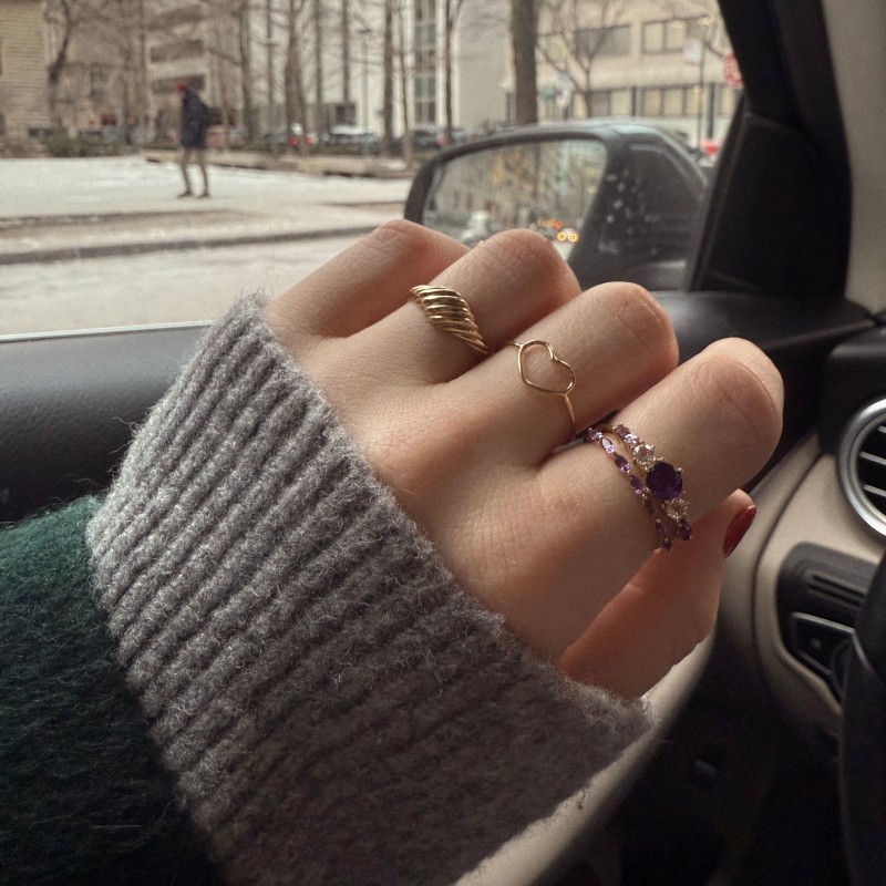 Solid Gold Delicate Heart Ring